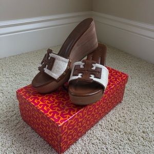 BRAND NEW Tory Burch Sandal Wedges